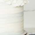 Нежный свадебный торт с гортензией